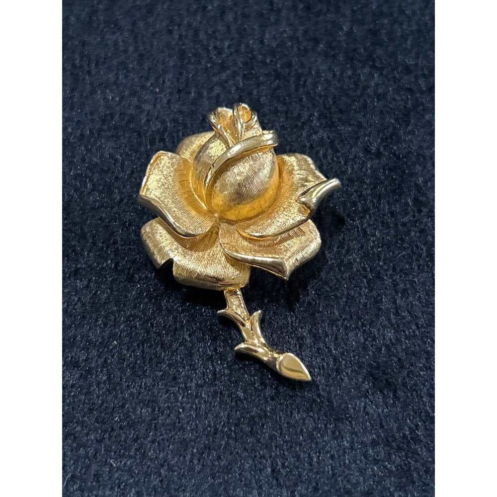 Vintage Accents By Hallmark Gold-Tone Rose Flower Brooch Pin Classic Timeless